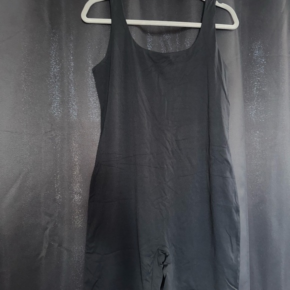 Maternity Rompers (Size Medium) - Picture 10 of 15